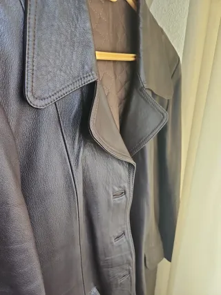 Cazadora de piel mujer burdeos