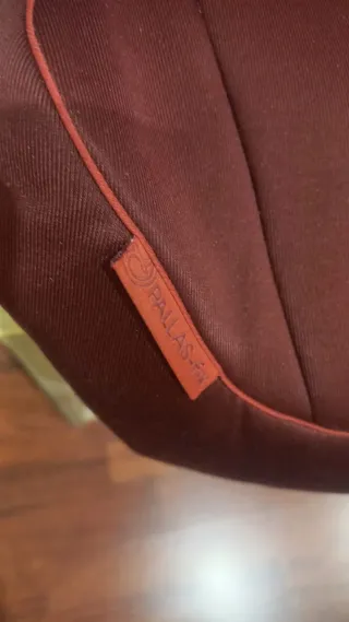 Silla de coche CYBEX roja con ISOFIX