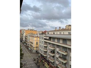 Piso en alquiler en Eixample Nord – La Devesa en Girona