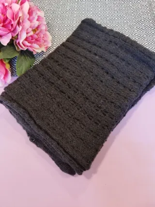 Collo nero in maglia