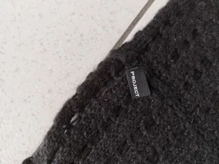 Collo nero in maglia