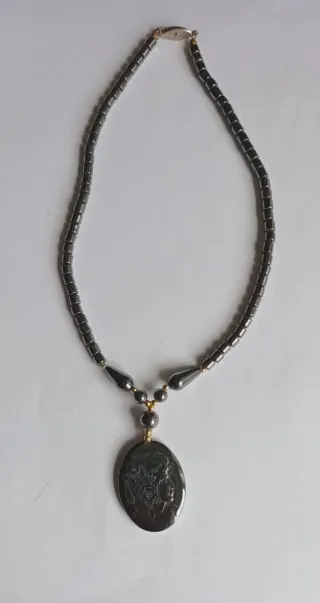 Gargantilla Hematites 40cm con Colgante