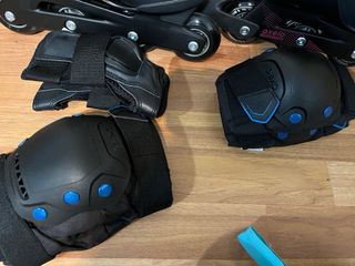 Patines Oxelo talla 40 y protecciones