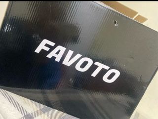 Casco de moto negro integral