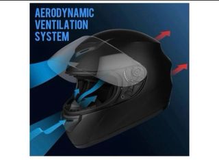 Casco de moto negro integral