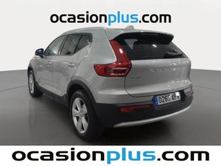 Volvo XC40 T2 Core Auto 95 kW (129 CV)