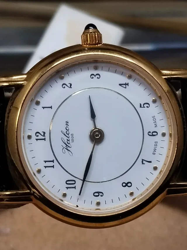 Reloj Halcon Dama Dorado