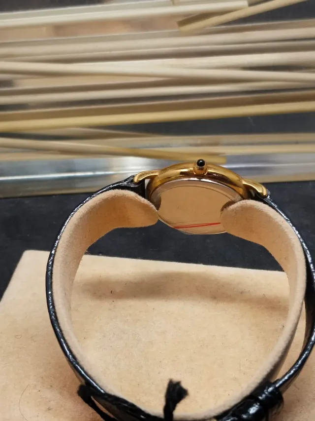 Reloj Halcon Dama Dorado