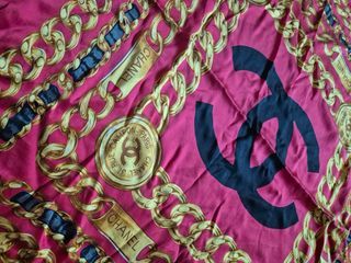 Foulard Chanel Seta Rosa e Oro