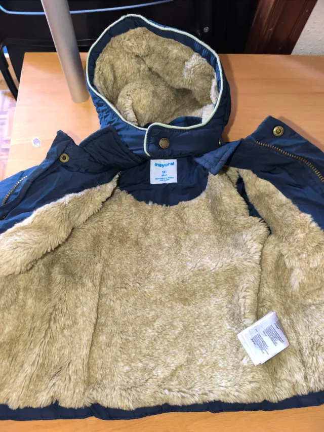 2 Abrigos 12-18 meses