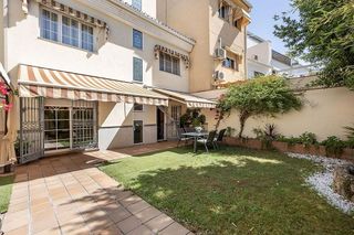 Chalet en venta en Pajaritos - Plaza de Toros en Granada