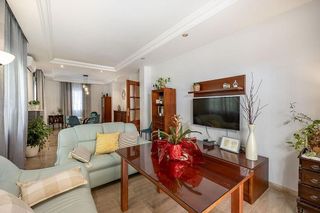 Chalet en venta en Pajaritos - Plaza de Toros en Granada
