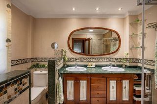 Chalet en venta en Pajaritos - Plaza de Toros en Granada