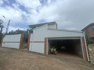 Chalet en venta en Montefrío