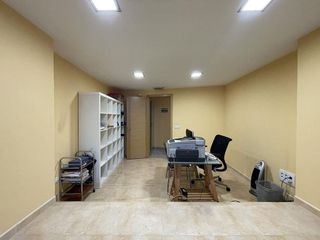 Oficina en alquiler en Miño
