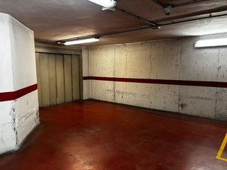 Garaje en venta en Benalúa en Alicante