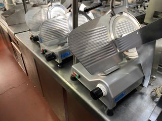 Cortadora de fiambres profesional