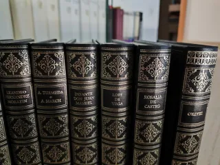 Colección Clásicos de la historia