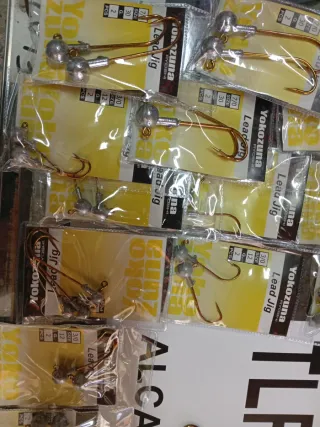 Paquetes de anzuelos plomados para pesca