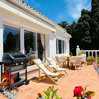 Chalet en alquiler en El Faro de Calaburra - Chaparral en Mijas
