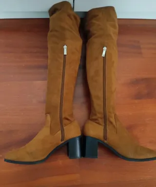 Stivali alti Zara camoscio marrone