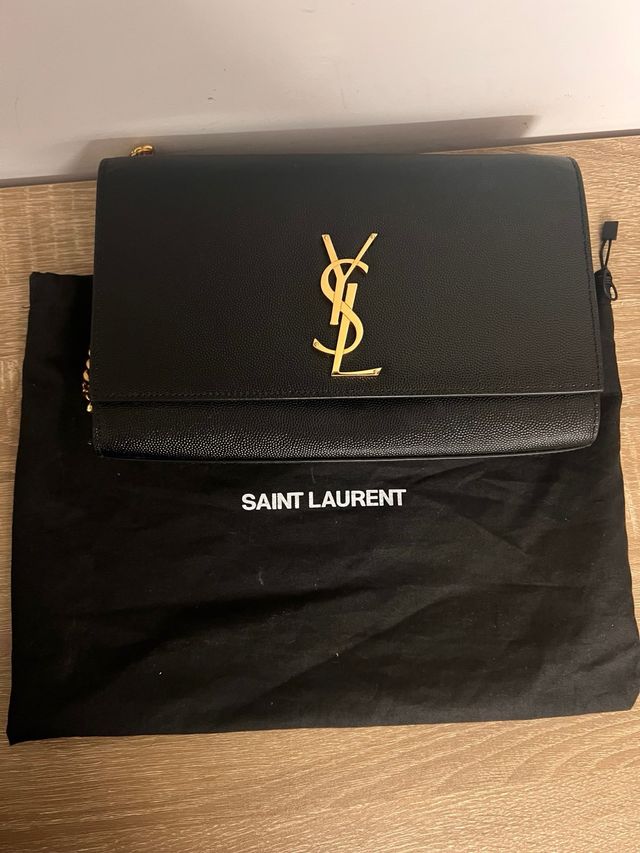 Bolso Saint Laurent Kate Monogramme SL Negro Dorad