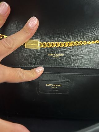 Bolso Saint Laurent Kate Monogramme SL Negro Dorad