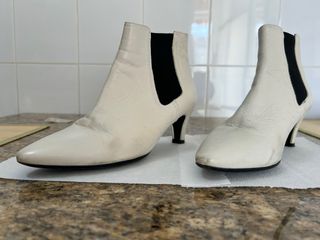 Botas de piel blancas