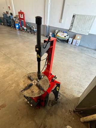 Desmontadora Neumáticos Corghi A2000