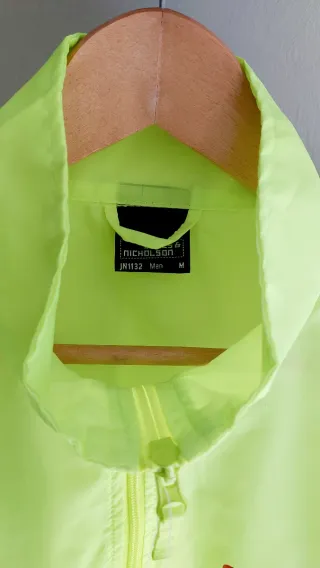 Cortavientos hombre amarillo James Nicholson. XL