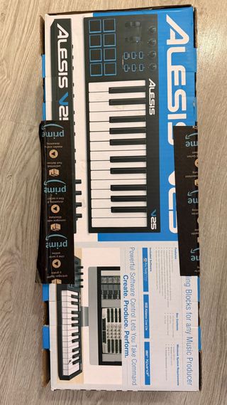 Controlador MIDI Alesis V25
