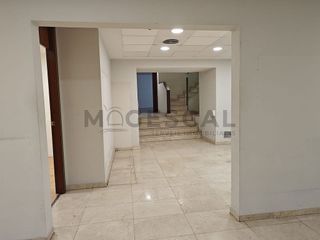 Local comercial en alquiler en Palau-solità i Plegamans