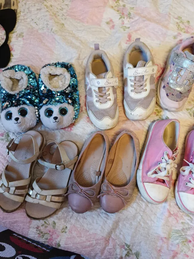 Confezione di scarpe per bambina taglia 30/31