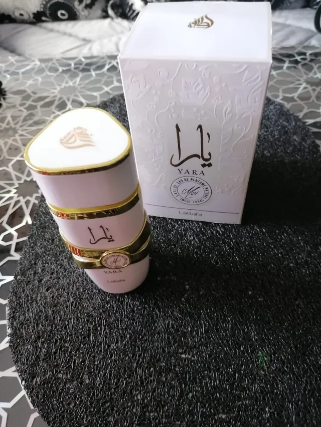 Perfume Yara Moi Lattafa ÚLTIMAS UNIDADES NUEVOS