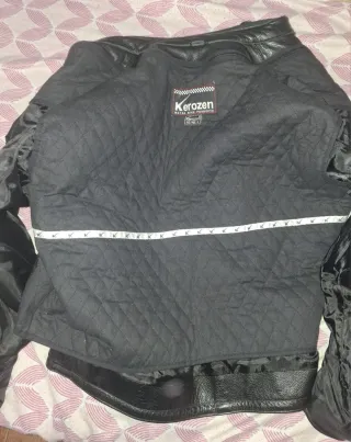 Chaqueta Kerozen Motera Negra y Blanca