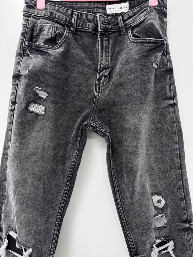 Pantalón vaquero gris Lefties desgastado