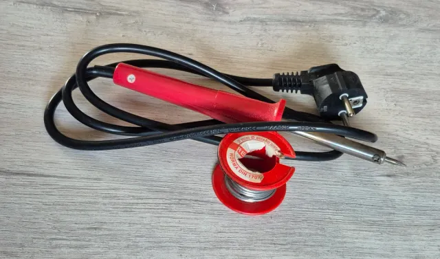 Soldador Rojo con Bobina Estaño