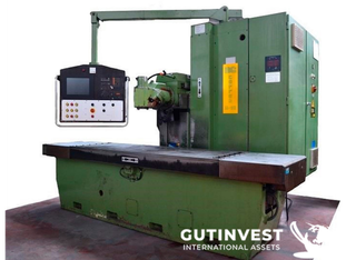 Fresadora CNC de bancada fija