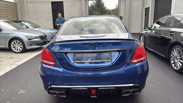 Mercedes-Benz Clase C 200 CDI AMG