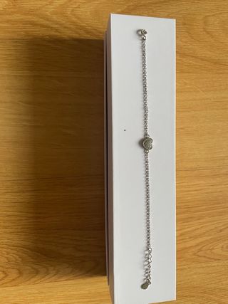 Pulsera de plata con corazon