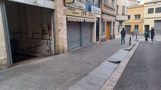 Garaje en venta en Collblanc en Hospitalet de Llobregat, L´