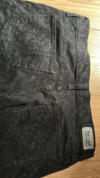 Levi's Jeans Negros Estampados Mujer Too SuperLow