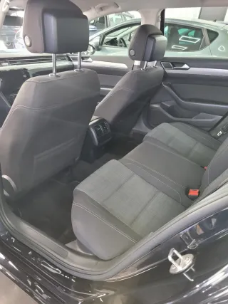 Volkswagen Passat 2021