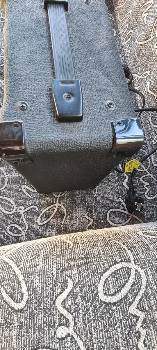 Amplificador Guitarra Harley Benton HB-10G