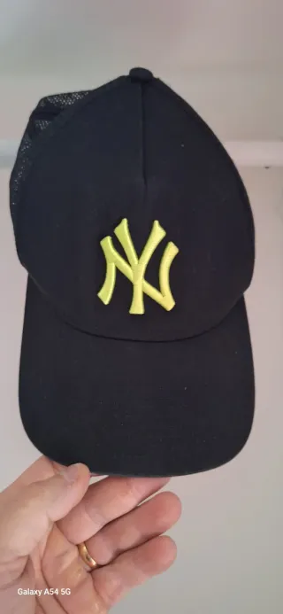 Cappellino New Era NY Nero Giallo