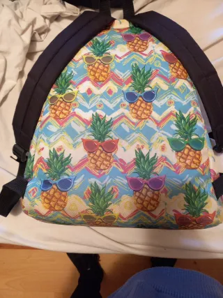 Mochila Eastpak Piñas Divertidas