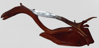 Ceppo piedistallo in legno di ginepro più oggetto