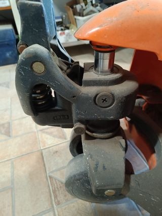 Transpaleta Manual MIC TM22 2200kg