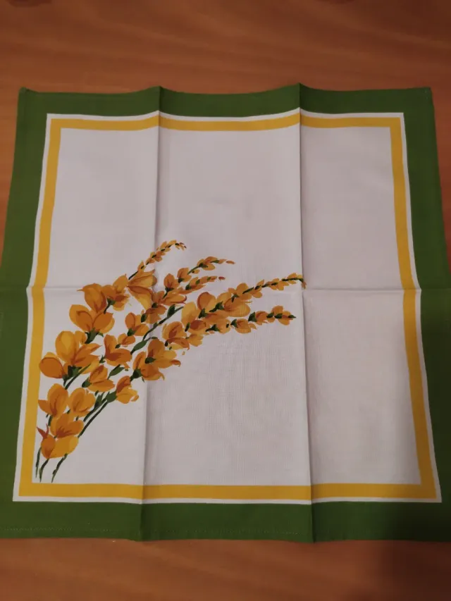 Set 8 tovaglioli fiori gialli