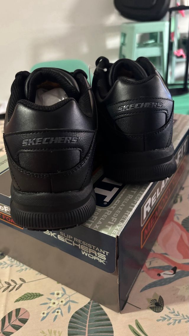 Zapatillas Skechers Nampa Antideslizantes T44